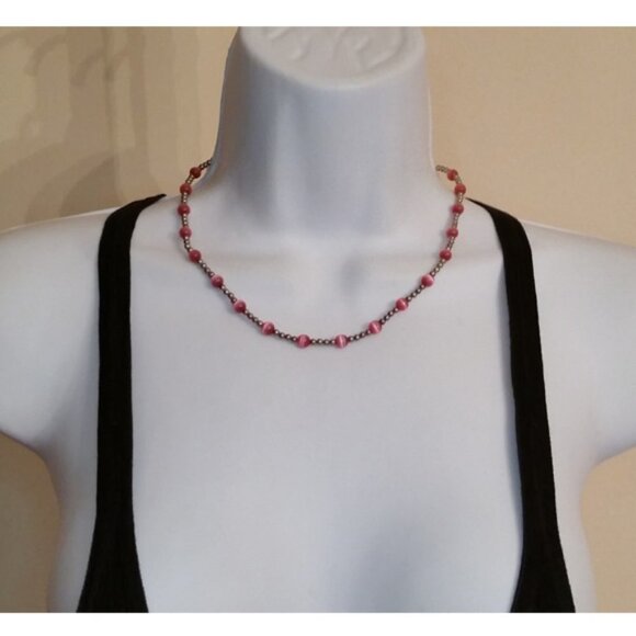 Vintage sterling silver 925 pink cat eye beads collar necklace single strand. - Picture 3 of 4